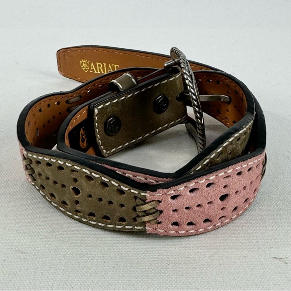 Ariat pink and brown leather laser cut out hearts belt limited edition buckle - Picture 2 of 12